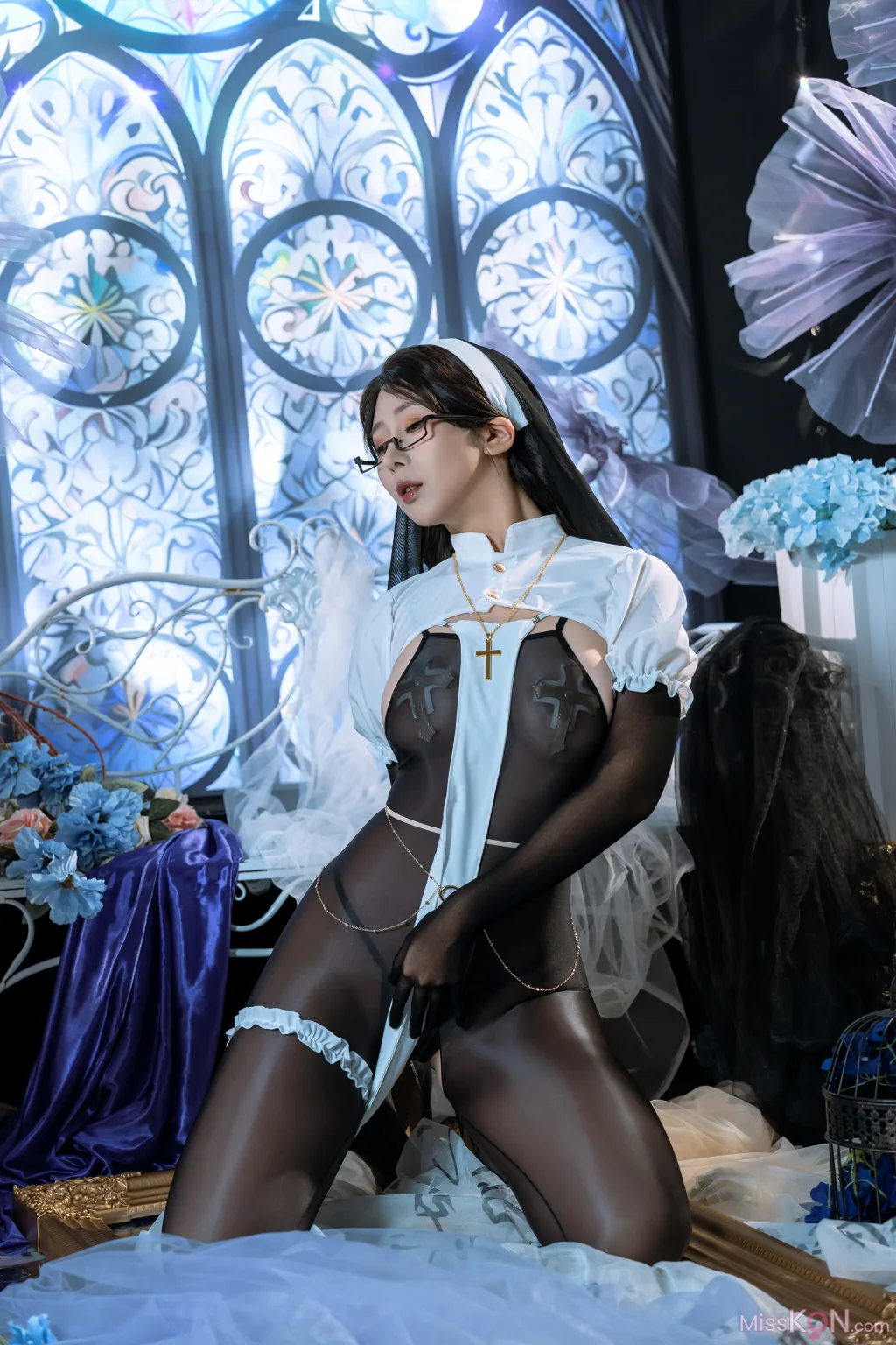 Coser@云溪溪 (Yunx1x1) & 奶桃: 沉陷 修女 (90 photos + 1 video) – Page 2
