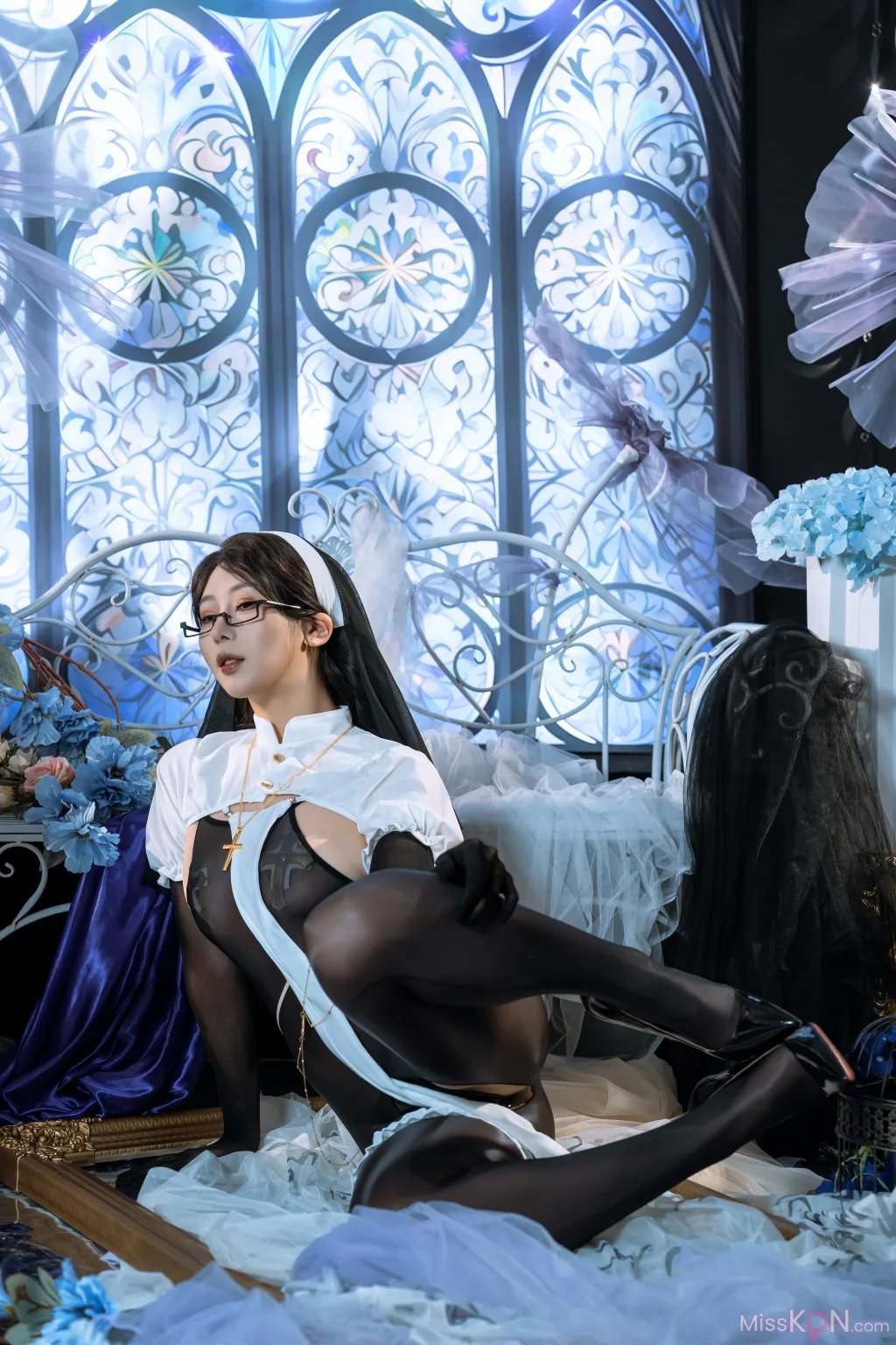 Coser@云溪溪 (Yunx1x1) & 奶桃: 沉陷 修女 (90 photos + 1 video) – Page 2