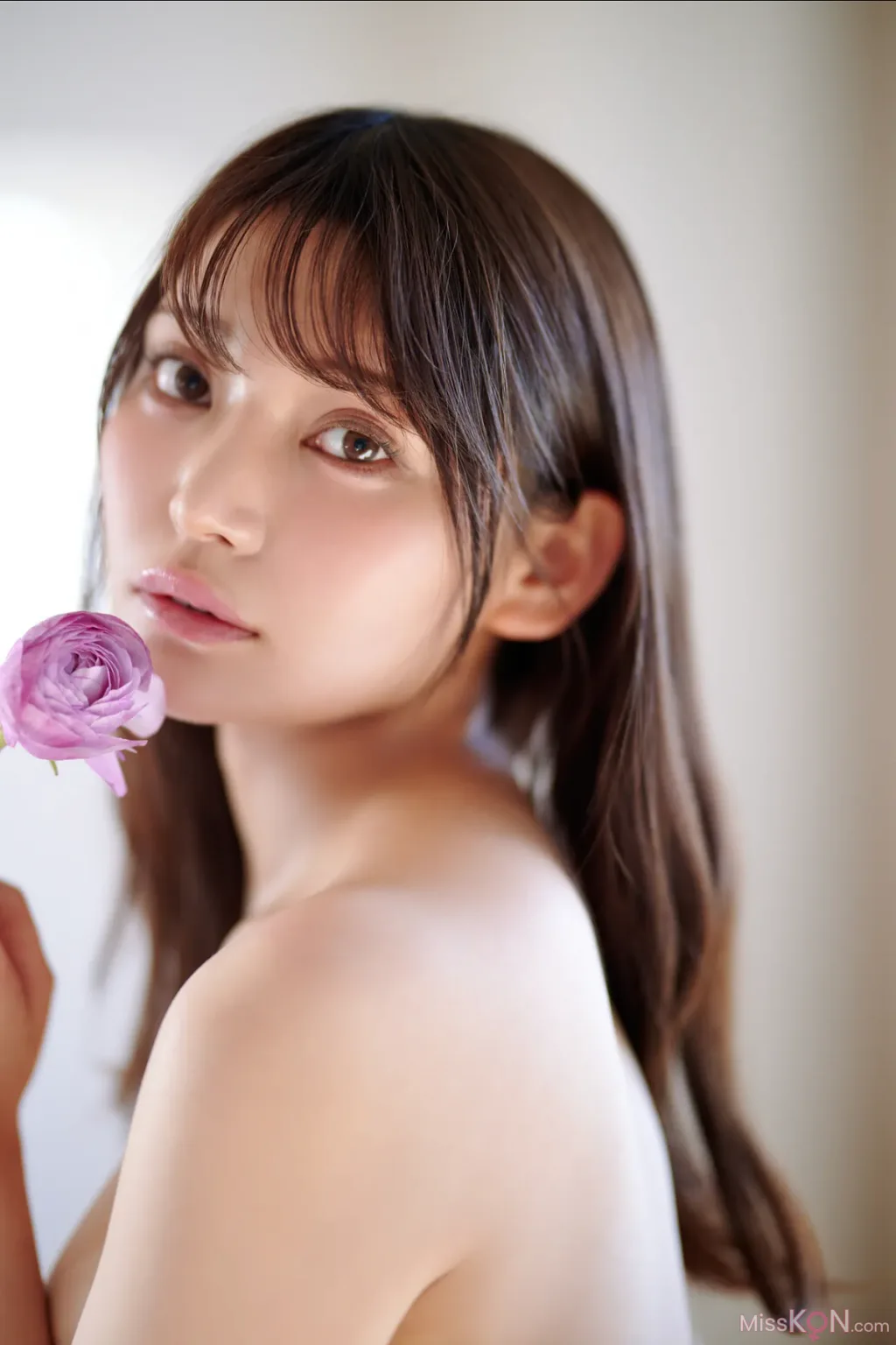 [JP] Nitori Sayaka (似鳥沙也加): FRIDAY GOLD A to Z Vol.8 (15 ảnh)