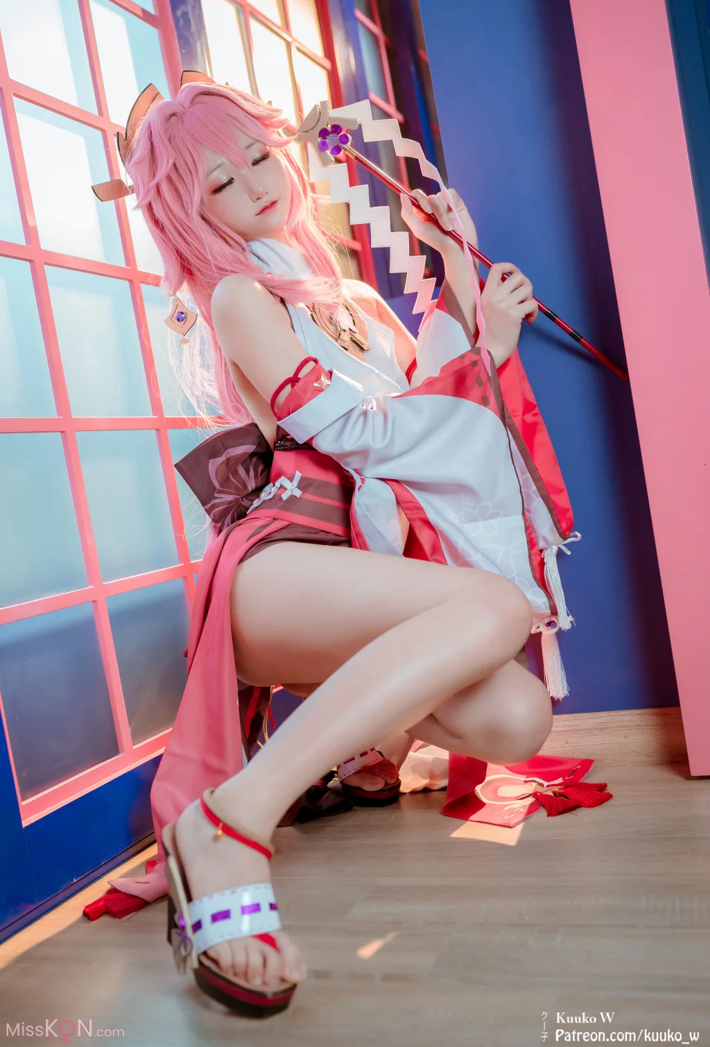 Coser@KuukoW: クー子 – Yae Miko (38 photos)