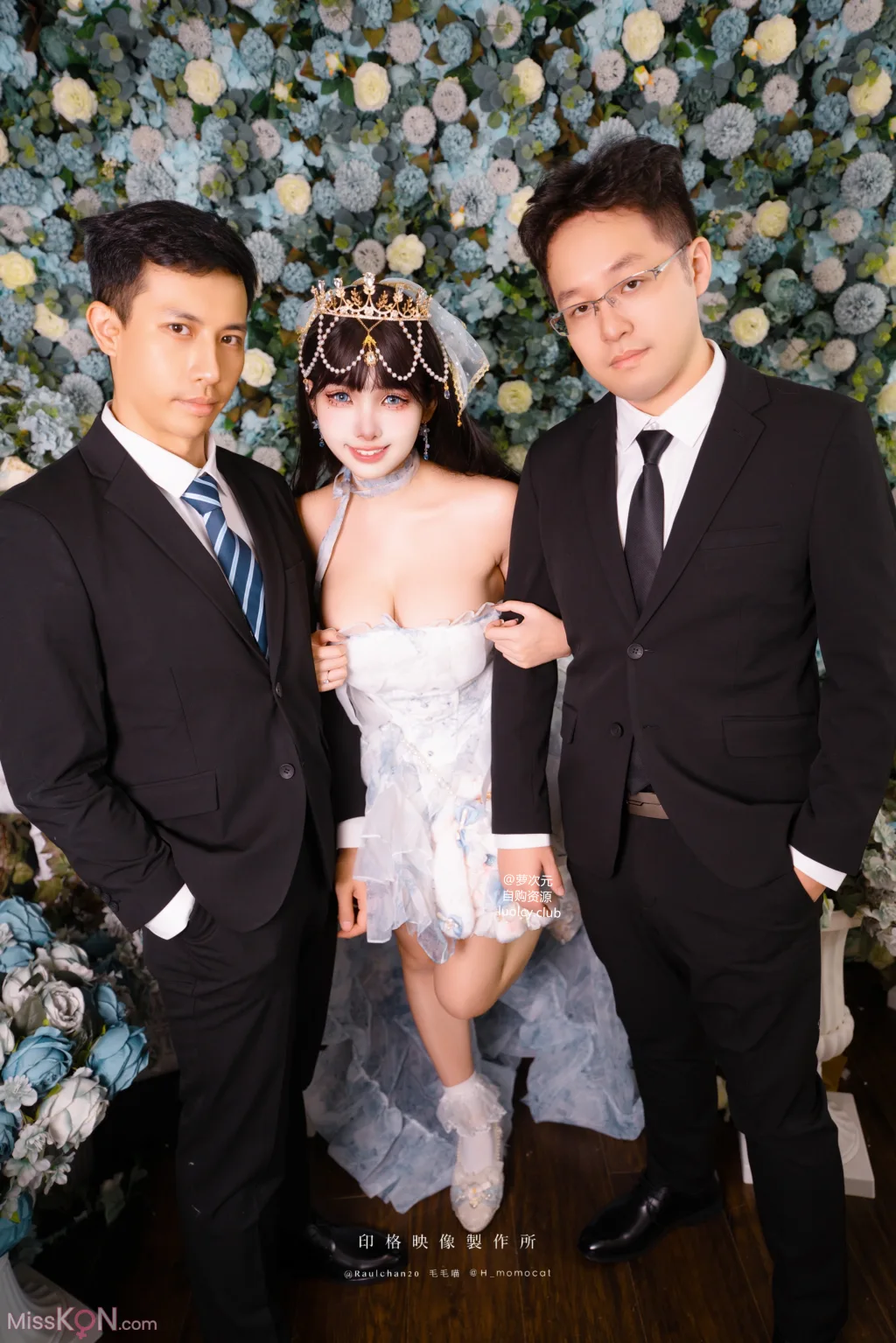 Coser@慕慕Momo: Birthday Day 永遠的小公主 (54 photos + 2 videos)