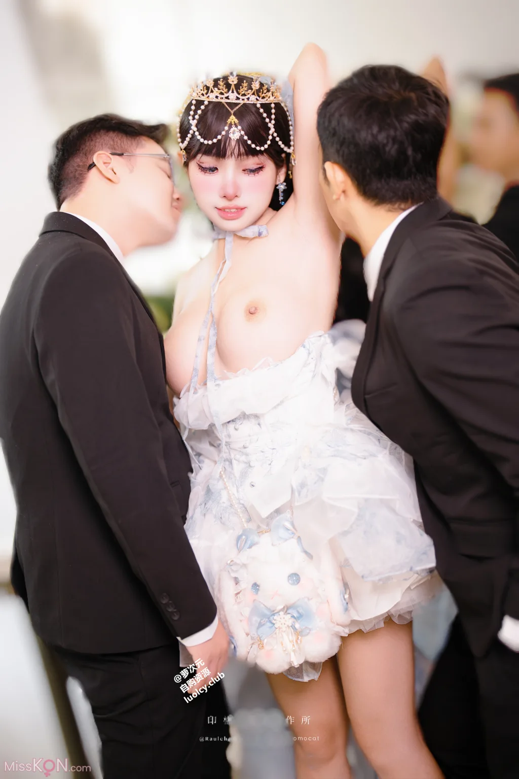 Coser@慕慕Momo: Birthday Day 永遠的小公主 (54 photos + 2 videos)