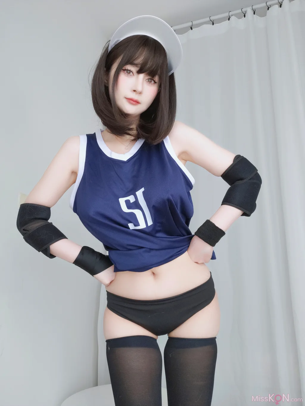 Coser@白银81: Fantia 2024年05月会员合集18套 (159 photos + 6 videos) – Page 2