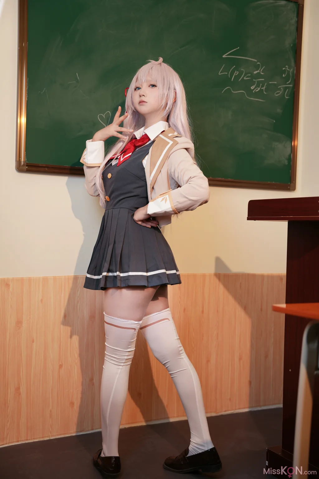 Coser@喜欢爱理吗: 不时以俄语轻声遮羞的邻座艾莉同学 (30 photos) – Page 2