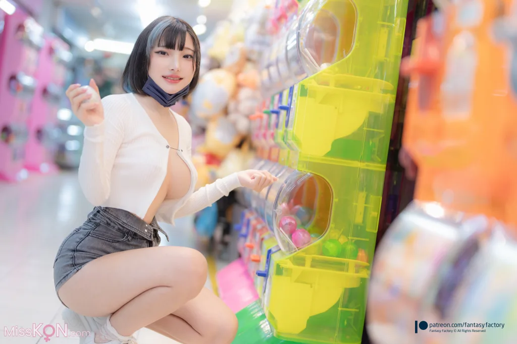 [Fantasy Factory] 小丁: 白色护胸 Boobs Guardian (22 photos)