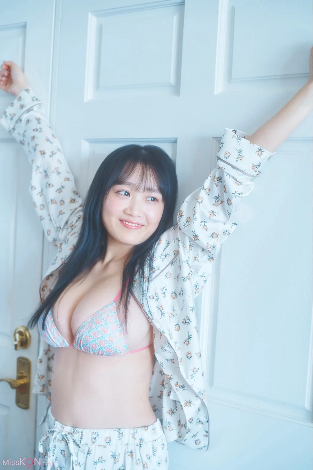 [JP] Riho Okumura (奥村梨穂):【増量版 全５０Ｐ】ヤンマガアザーっす！〈ＹＭ２０２４年８号未公開カット〉 ヤンマガデジタル写真集 (54 photos) – Page 4