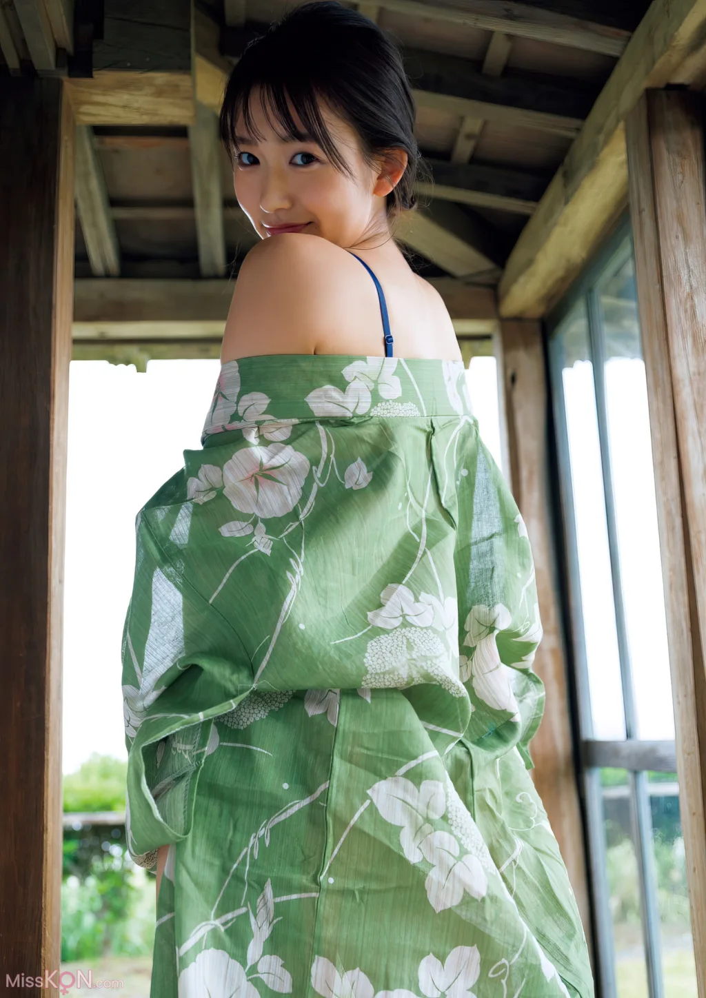 [JP] Shida Nene (志田音々): 【電子版だけの特典カットつき】ファースト写真集『ｎｅｎｅ－まるっとぜんぶ－』 (125 photos) – Page 3