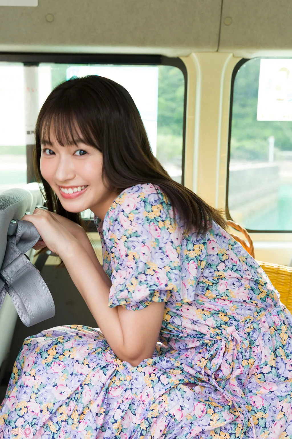[JP] Shida Nene (志田音々): 【デジタル限定】ファースト写真集アナザーバージョン『ｎｅｎｅ－まるっとりっぷ－』 (158 photos) – Page 3