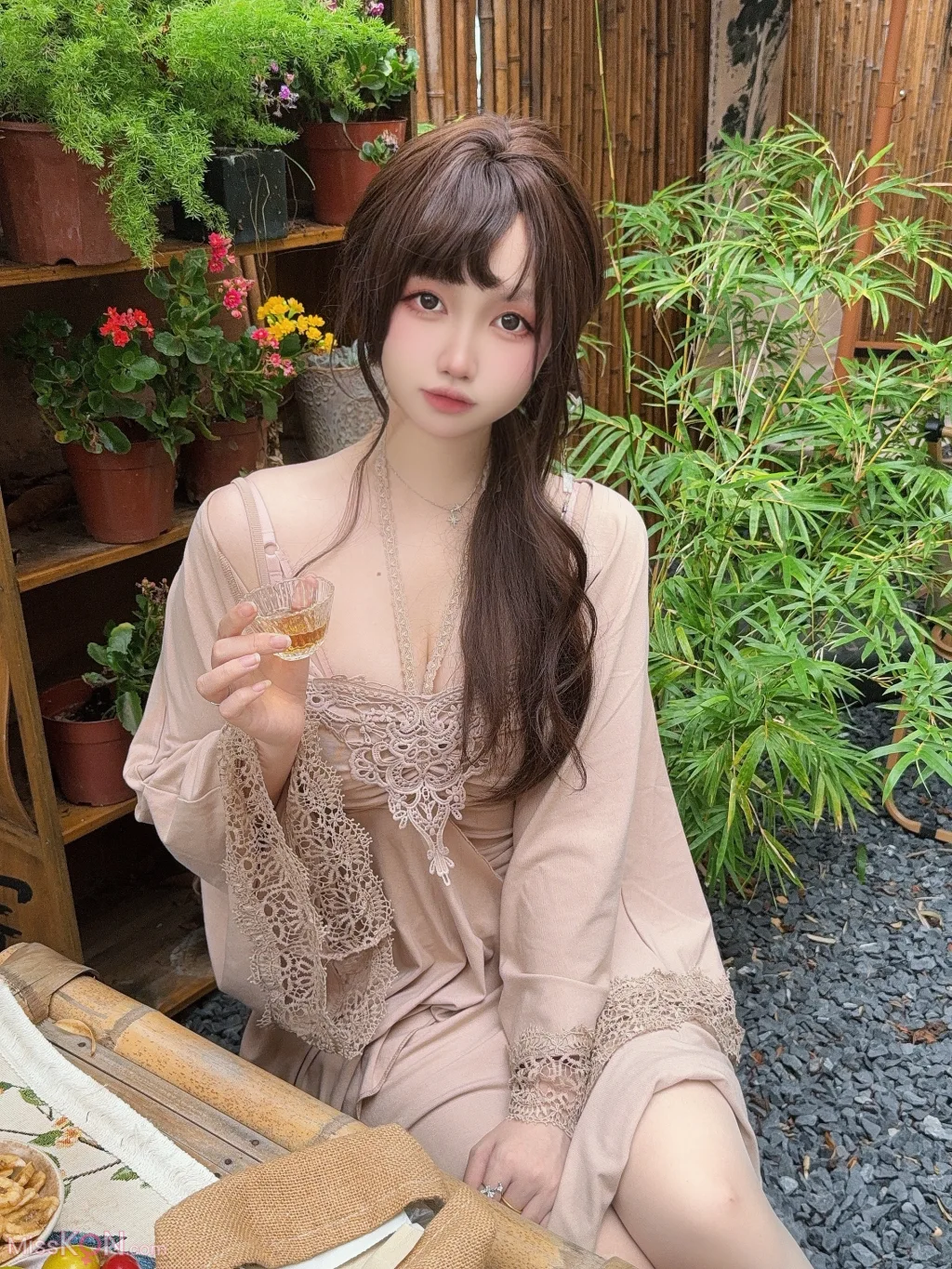 Coser@洛桑w伊梓: 猫猫衬衫 (45 photos)