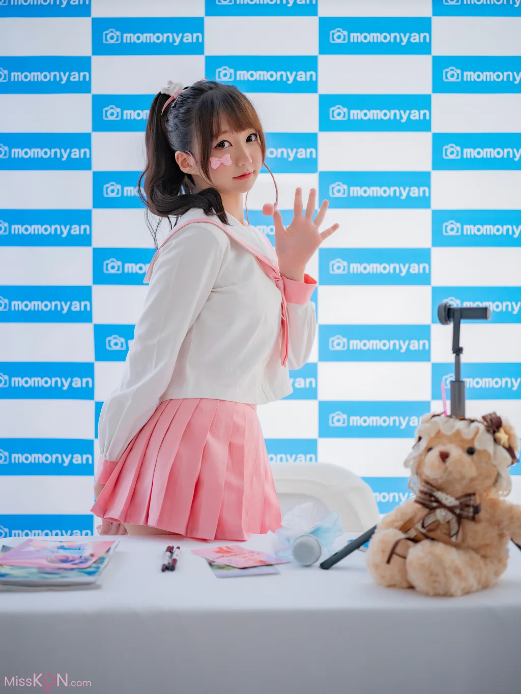 Coser@NAGISA魔物喵: ビキニアイドルのサイン会 (183 photos)