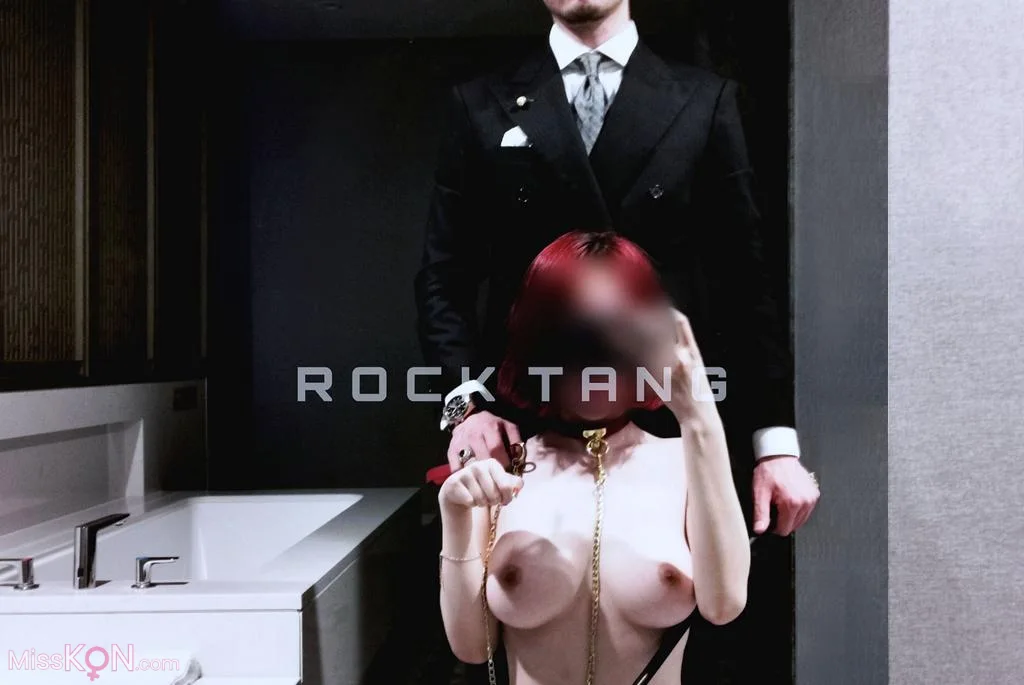 RockTangg: X白虎福利姬 夜行露出 车厢调教 (70 photos + 1 video) – Page 3