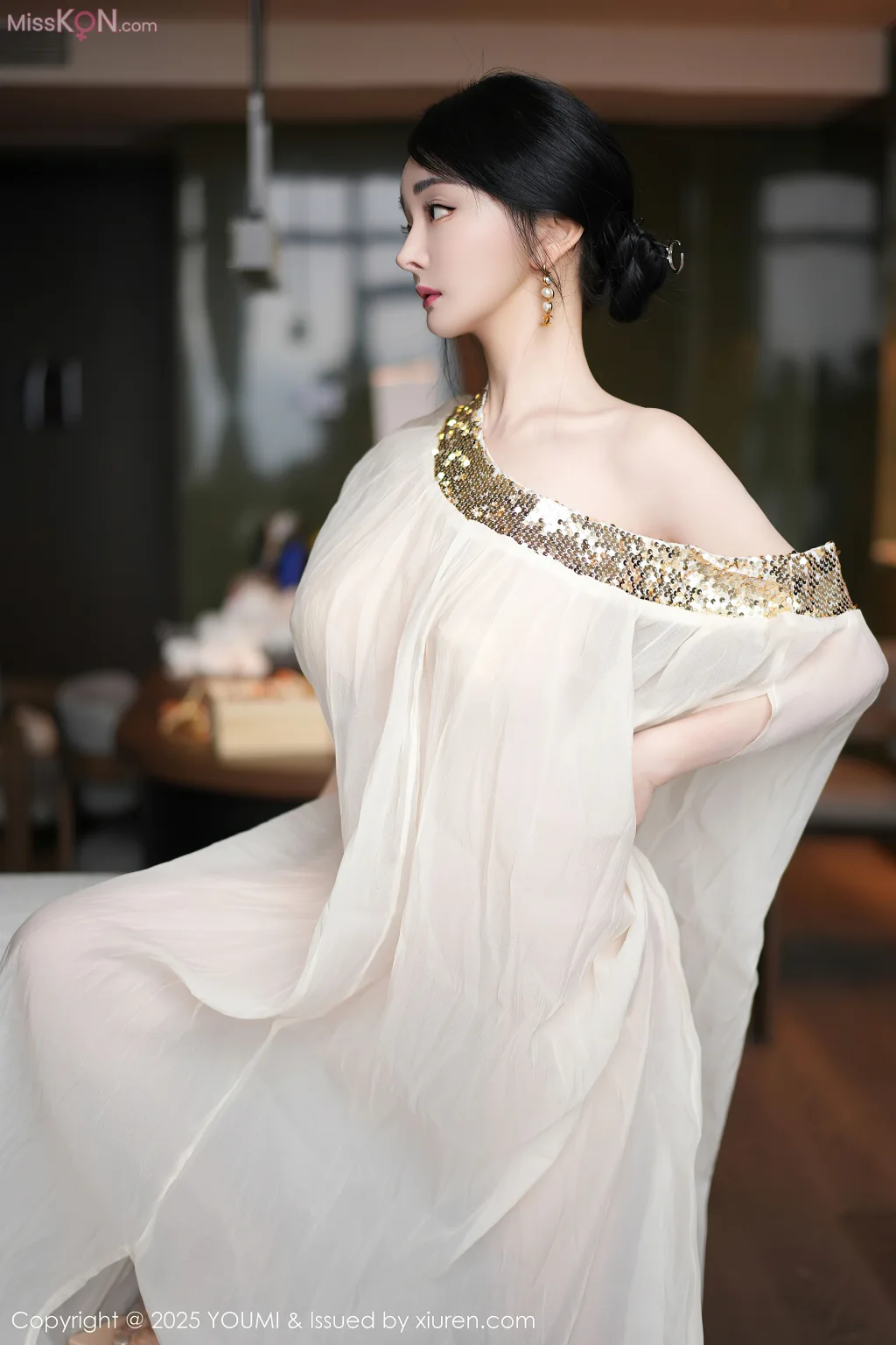 YouMi Vol.1132: Yun Er (允爾) (63 photos)