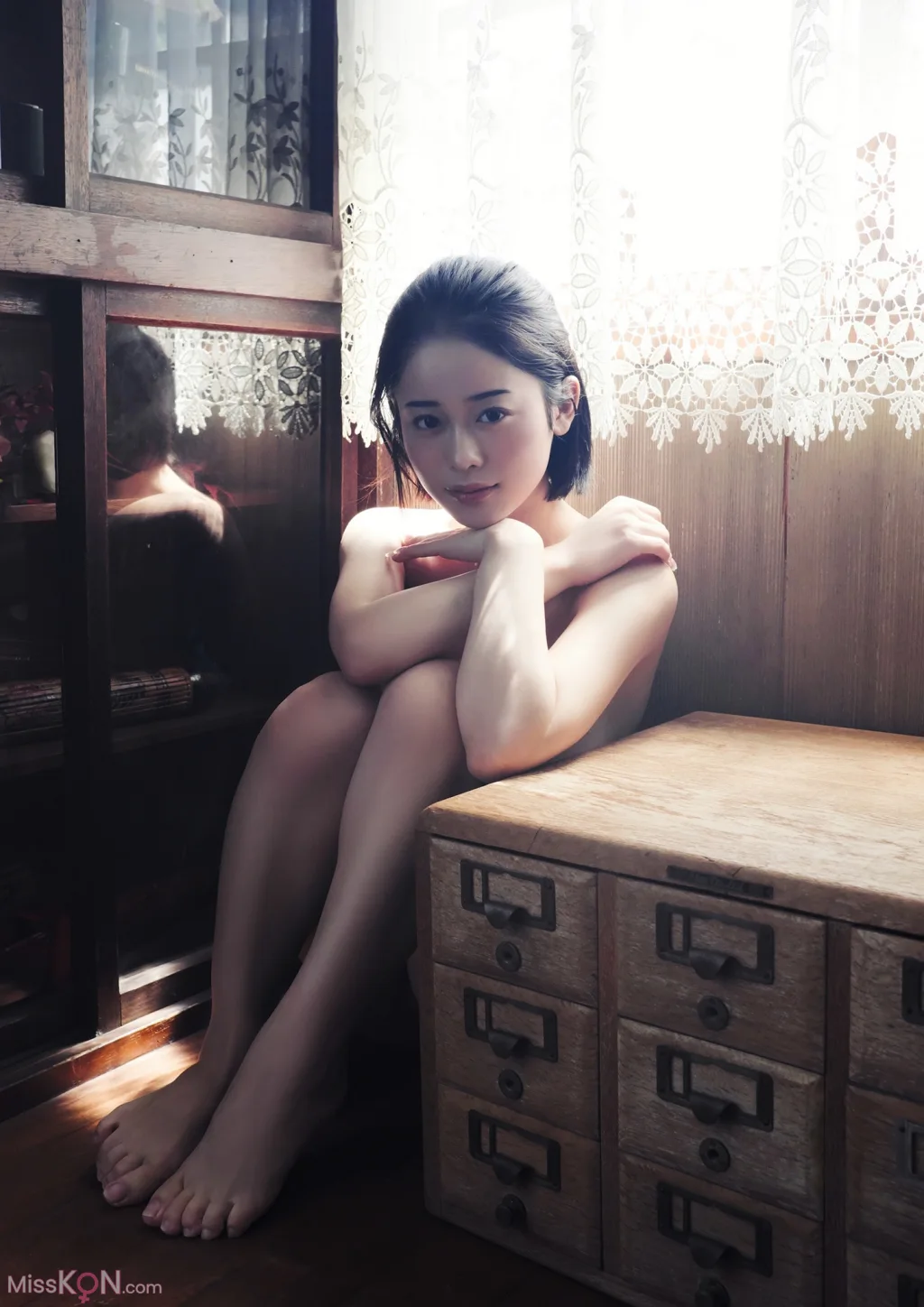 [JP] MINAMO: Hot Ripples (53 photos)