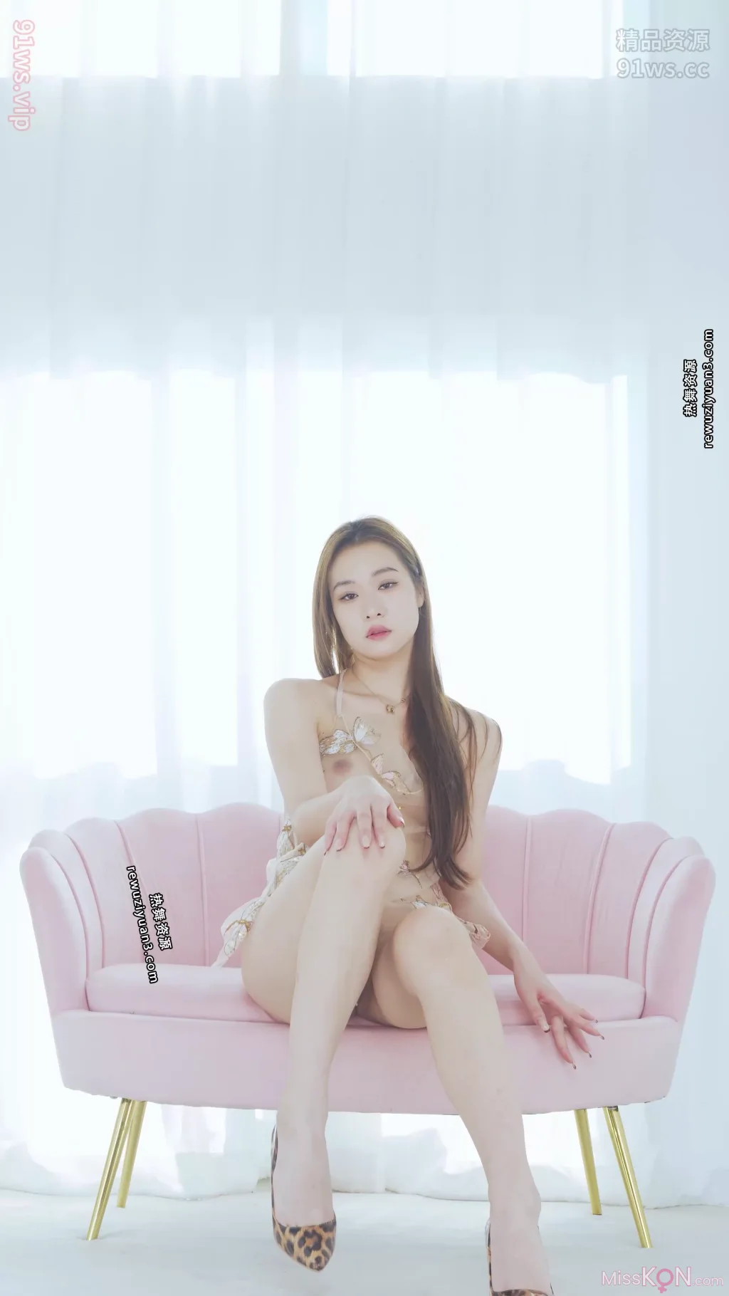 [KING8舞團] 錦葉: 御姐範女神 超美大尺度 裸舞 雙視角 4K完整版 (77 photos + 20 videos)