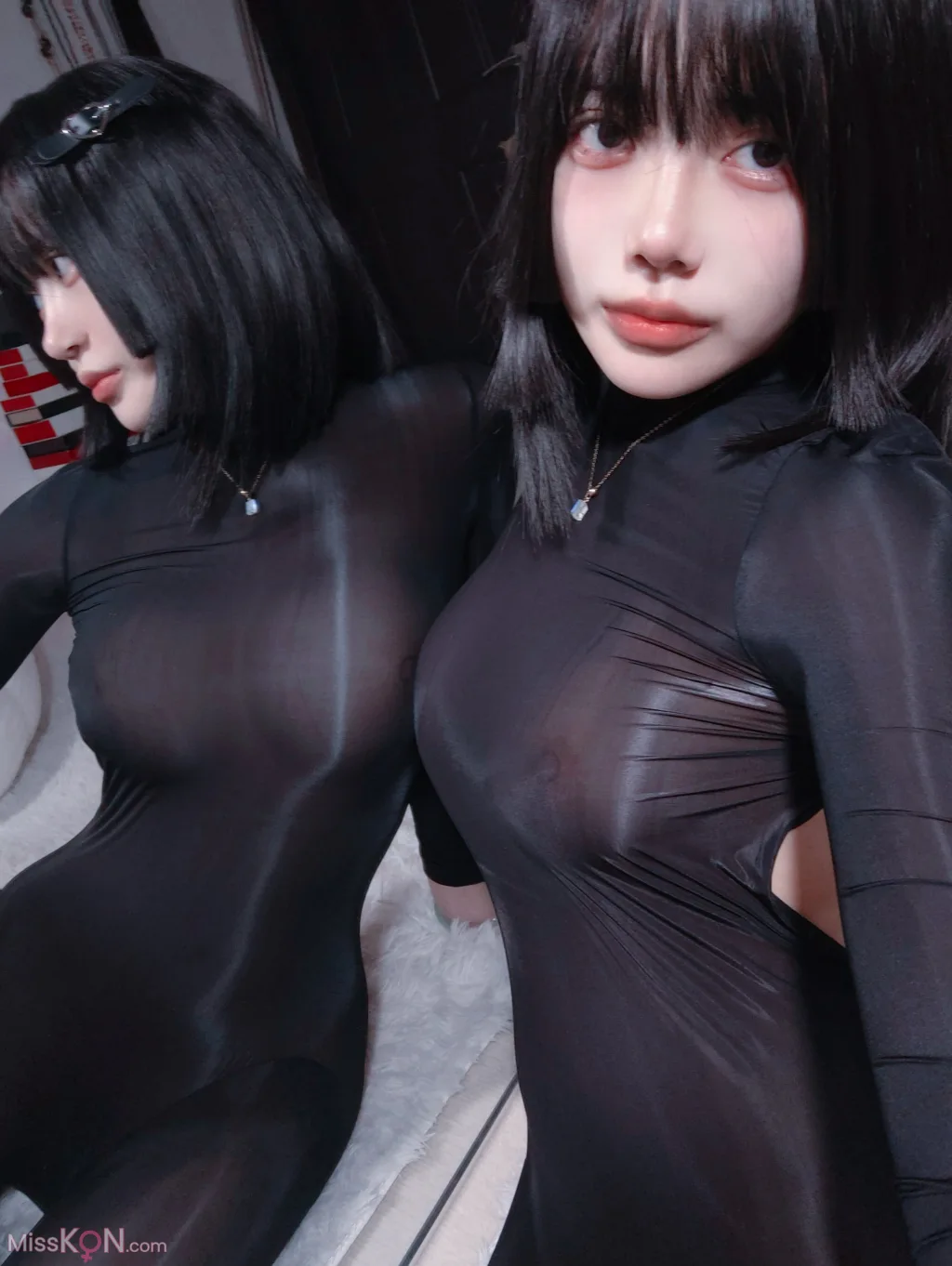 Coser@高桥千凛: 油光连体黑丝 (54 photos + 5 videos)