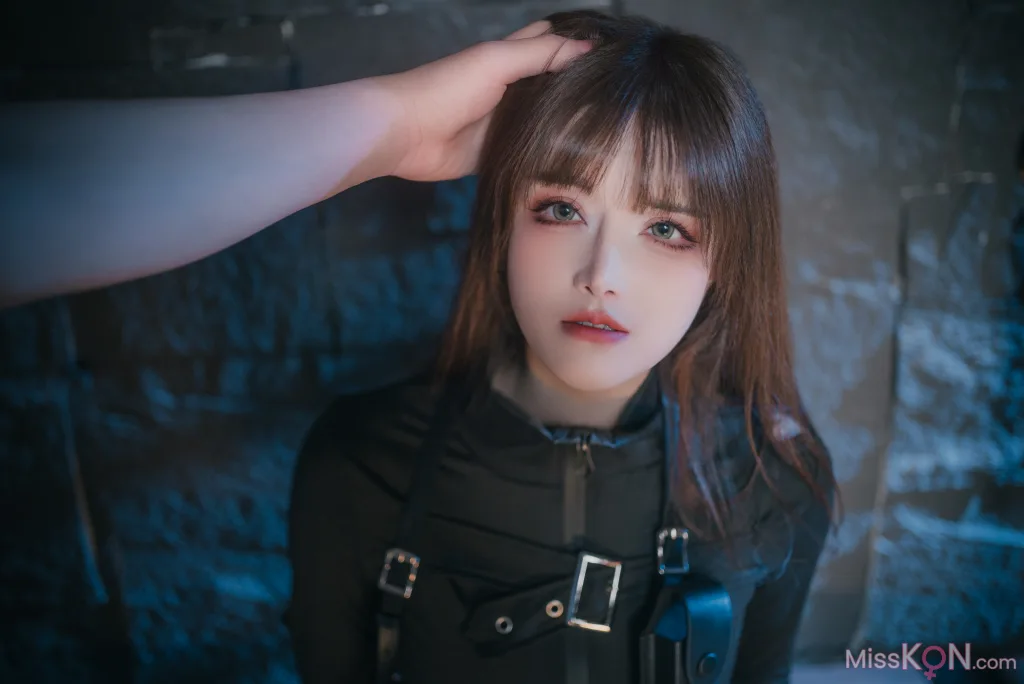 Coser@鹿八岁: 特工的堕落·后篇 (165 photos + 1 video)