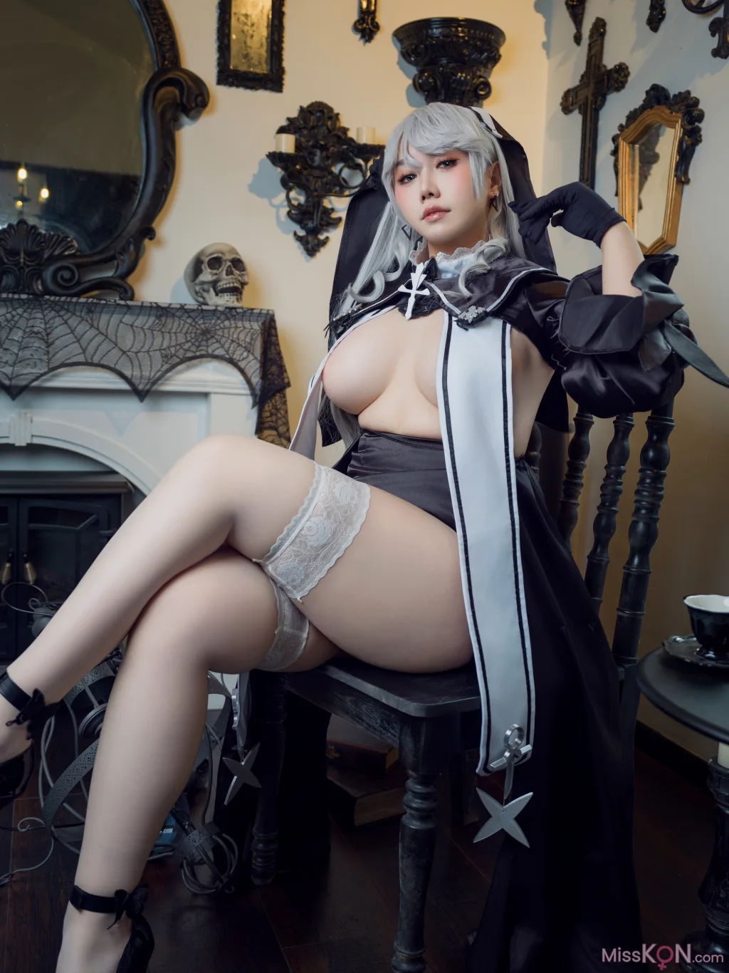 Coser@麻花麻花酱: 碧蓝航线 阿尔及利亚 修女服 (25 photos + 1 video)