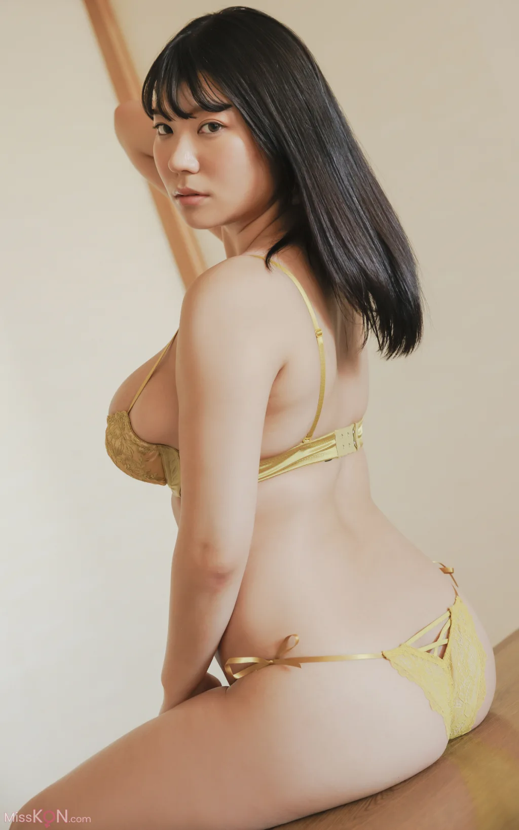 [JP] Memo Oba (月花めもり): Kiss You (213 photos)