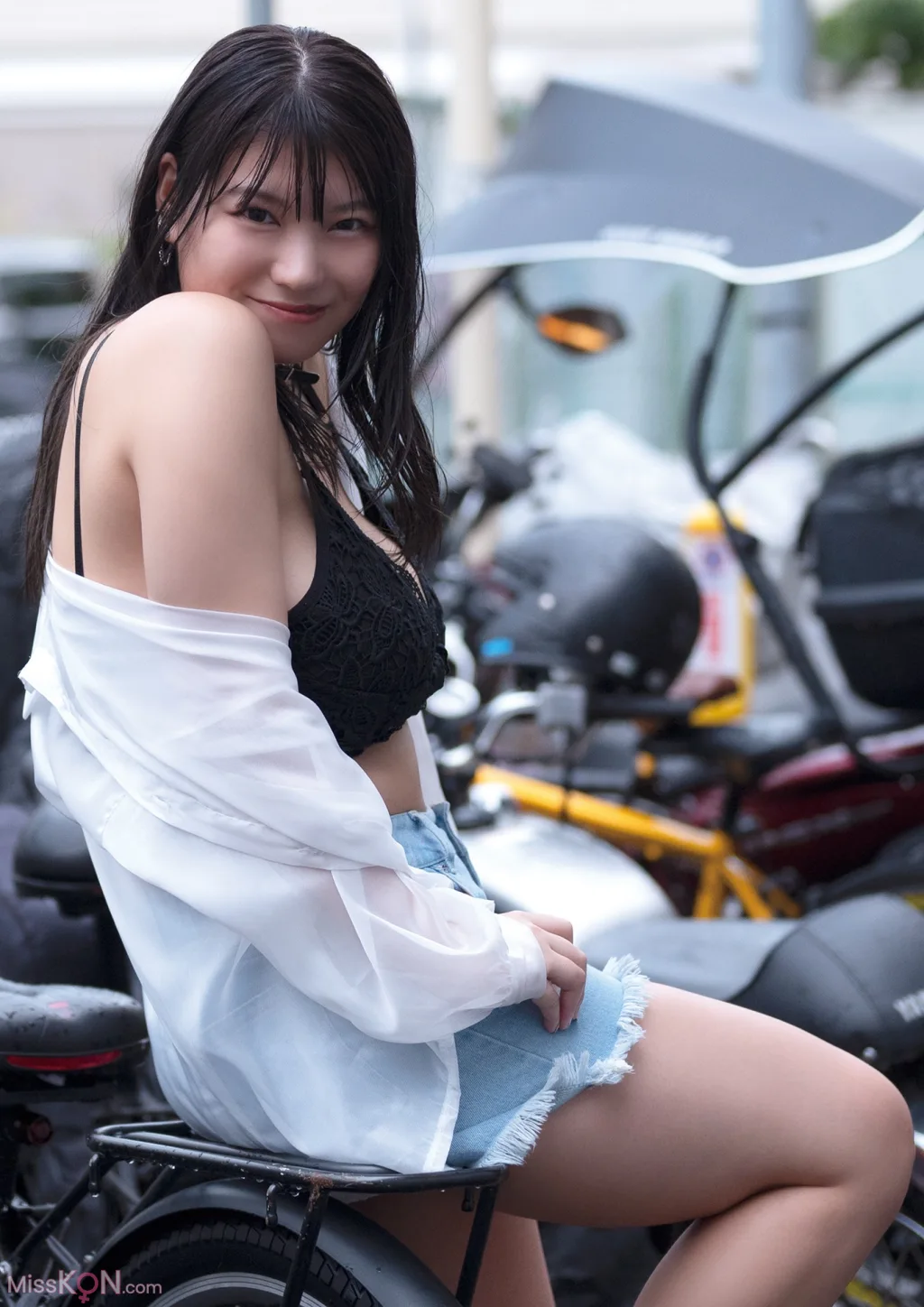 [JP] Memo Oba (月花めもり): 写真集 ラストメモリー (88 photos)