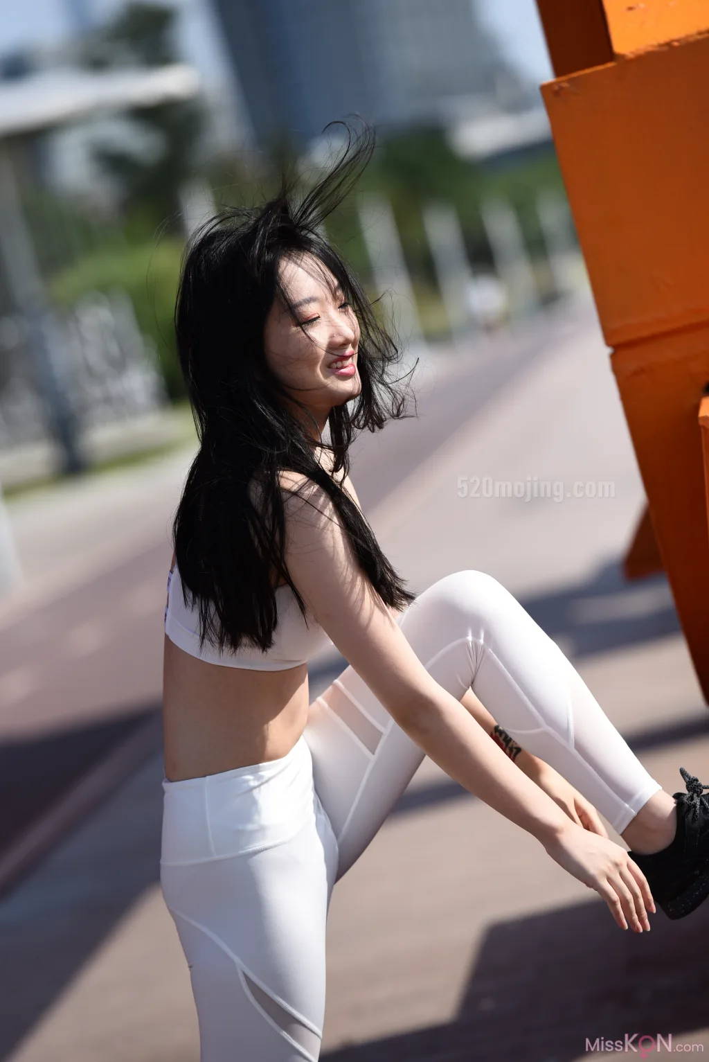 [精选街拍作品] MJ-003: 风起的日子 (187 photos + 6 videos)