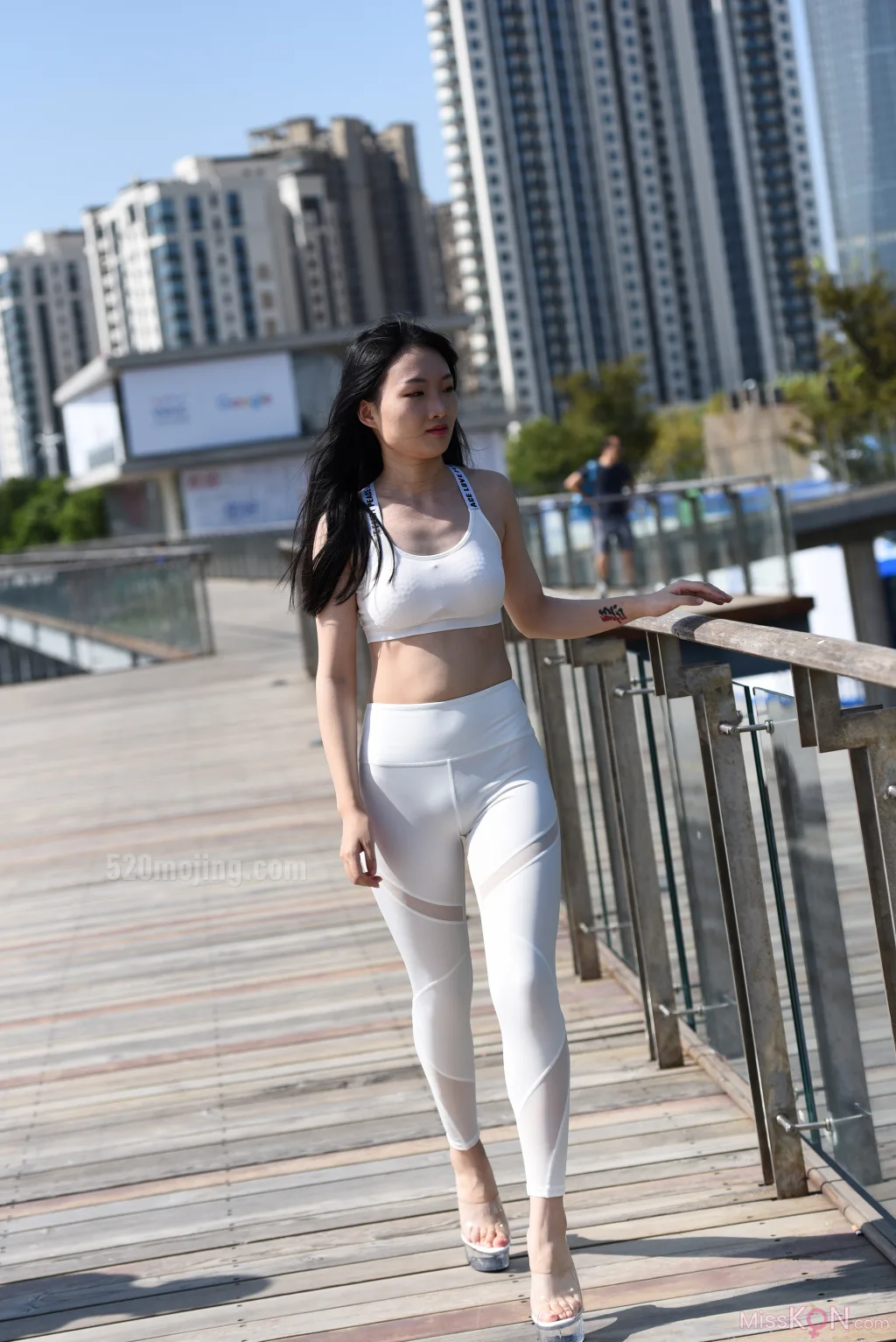 [精选街拍作品] MJ-003: 风起的日子 (187 photos + 6 videos)