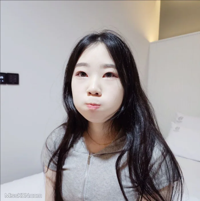 서유빈: 추가 서유빈 확장 – 나의 노예 (149 photos + 17 videos) – Page 2