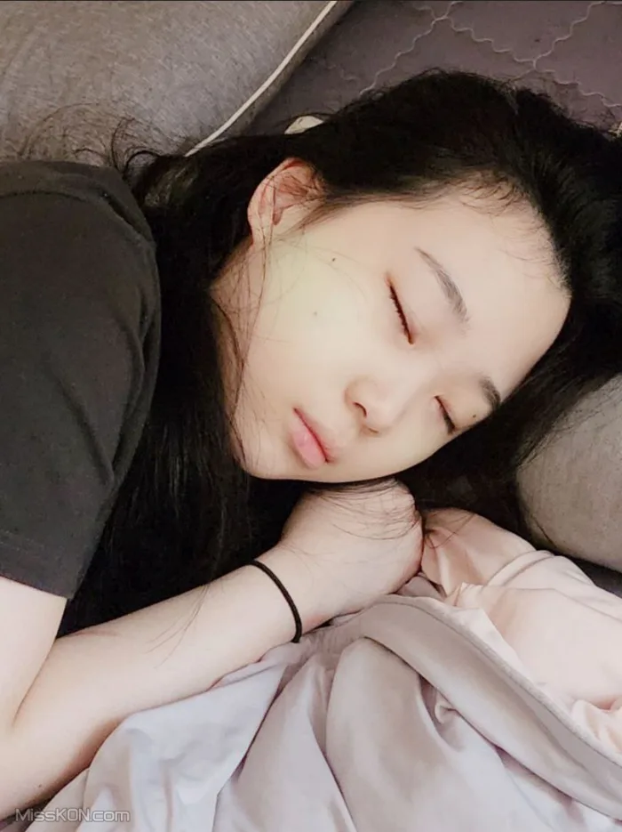 서유빈: 추가 서유빈 확장 – 나의 노예 (149 photos + 17 videos) – Page 3