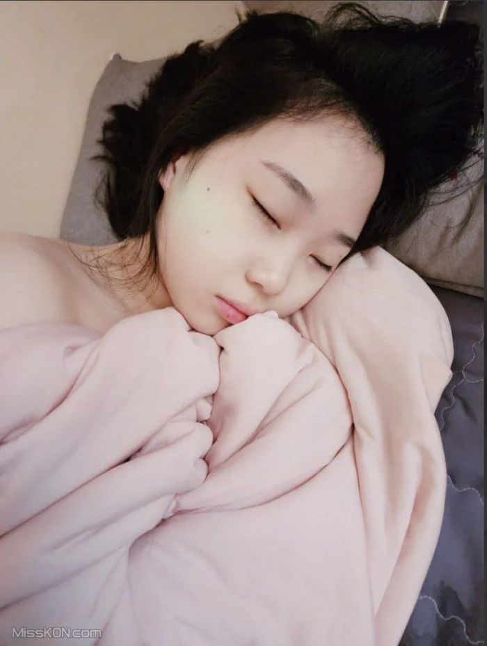 서유빈: 추가 서유빈 확장 – 나의 노예 (149 photos + 17 videos) – Page 4