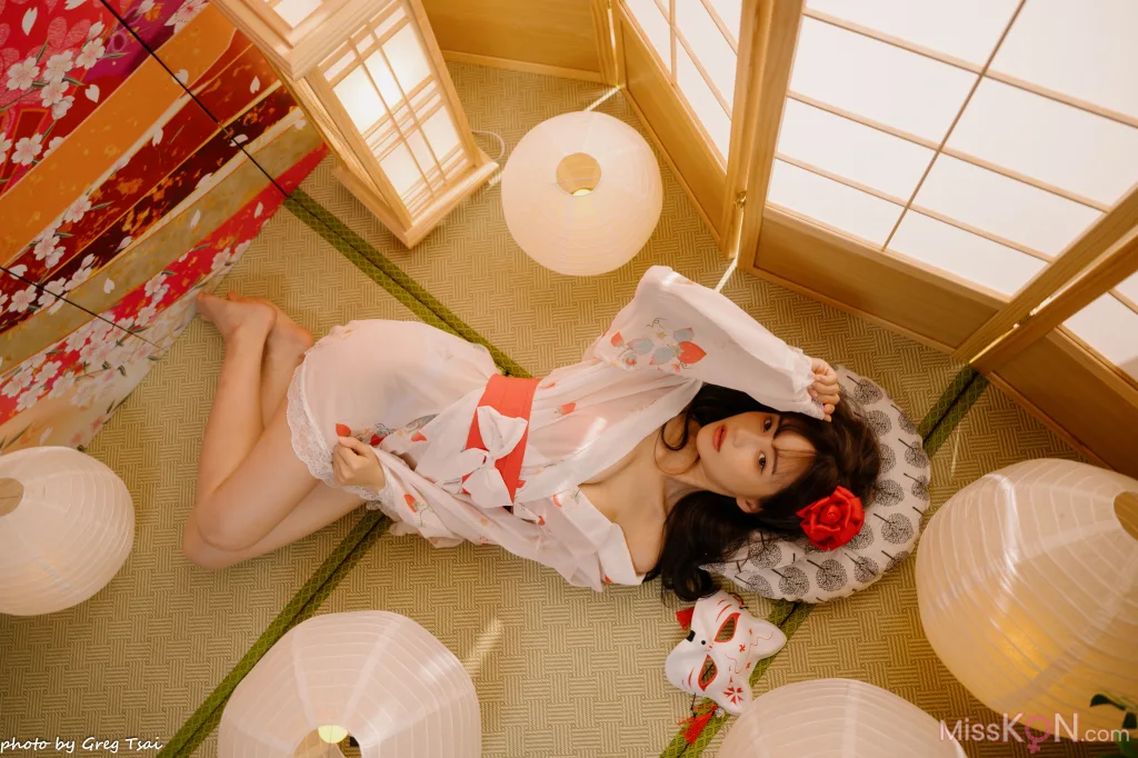 Coser@黎黎: 和服 (105 photos)