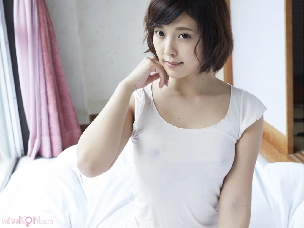 [JP] Seto Hinako (瀬戸ひなこ): Evolved Gravure 写真集 Vol.3 『絶対不可ケツな彼女』 (ピンク倶楽部) (50 photos)
