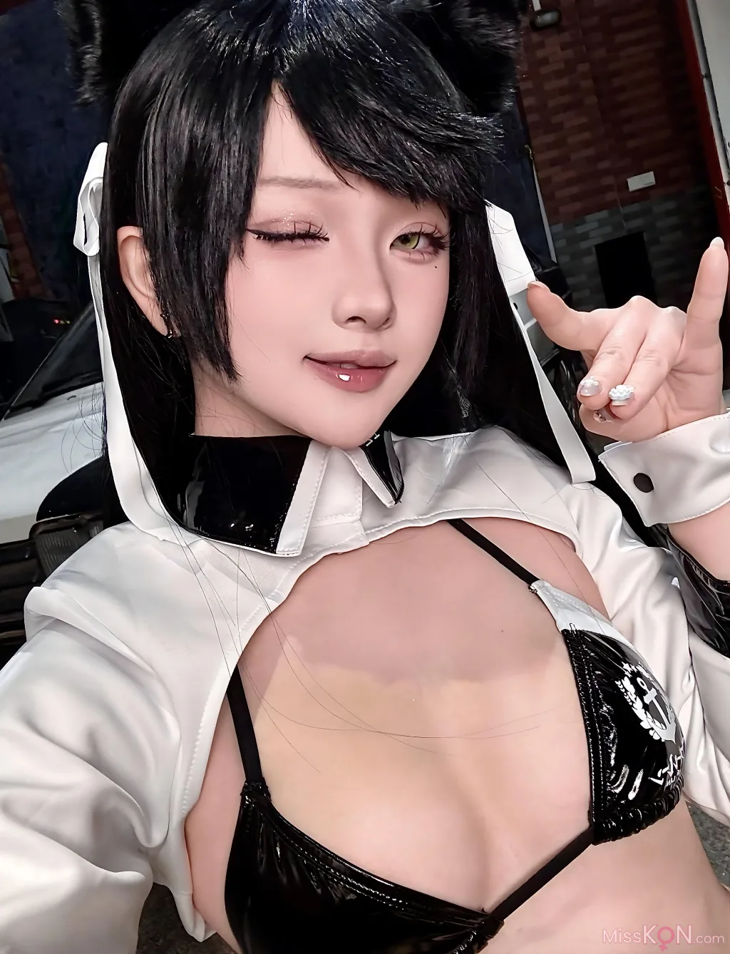 Coser@屿鱼: 碧蓝航线 爱宕赛车服 (114 photos)