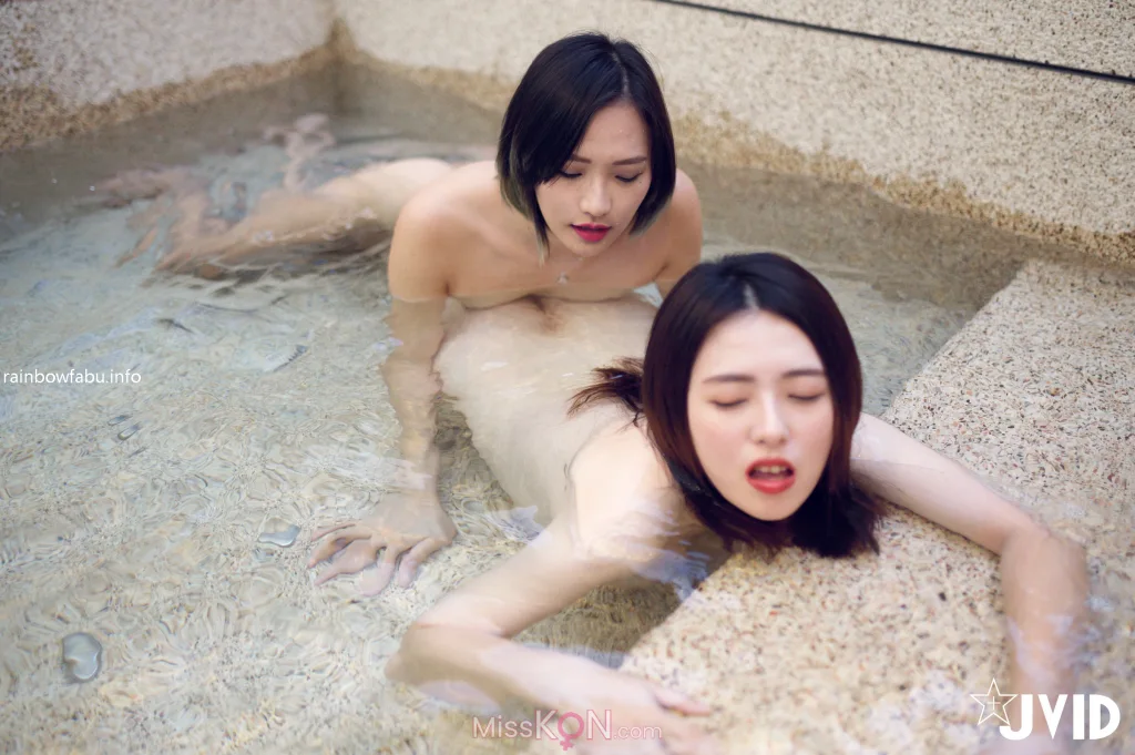 [JVID] Mio米歐 &amp; 黏黏: 【全裸無碼】雙巨乳的誘惑，黏黏跟老闆怎麼了 (55 photos + 1 video)