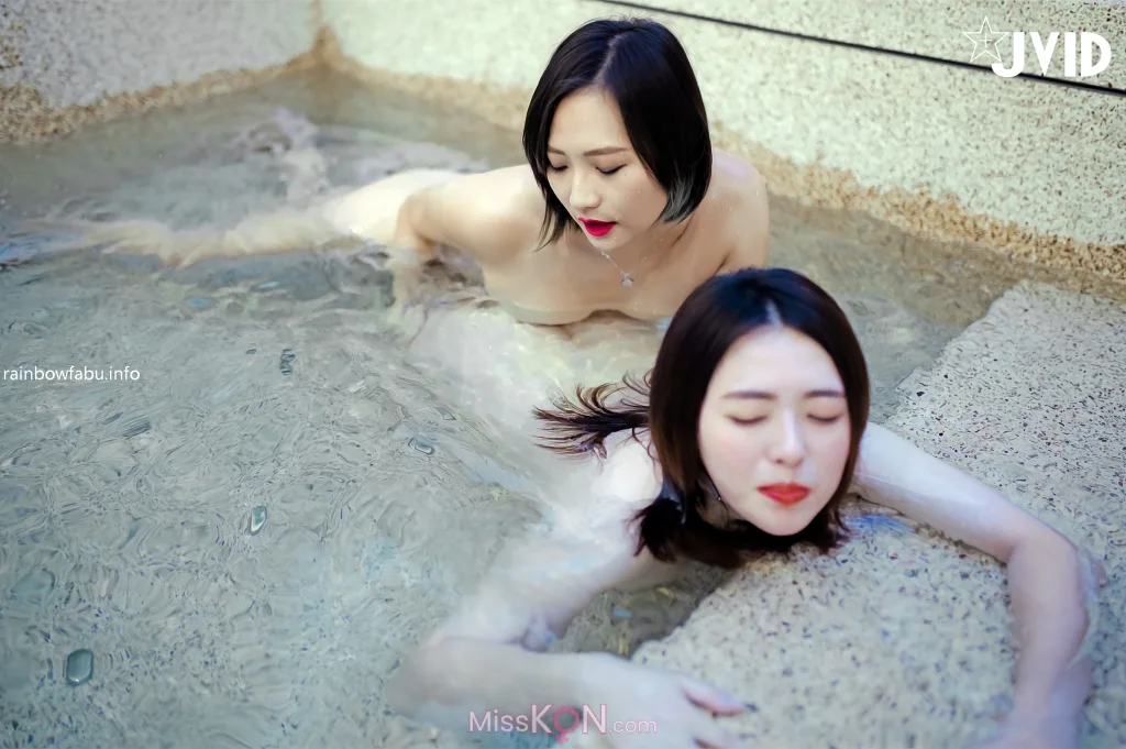 [JVID] Mio米歐 &amp; 黏黏: 【全裸無碼】雙巨乳的誘惑，黏黏跟老闆怎麼了 (55 photos + 1 video)