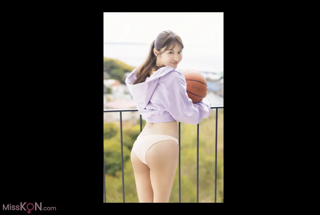 [JP] Minori Sasaki (佐々木美乃里): FRIDAY GOLD サーキットの女王 (14 photos)