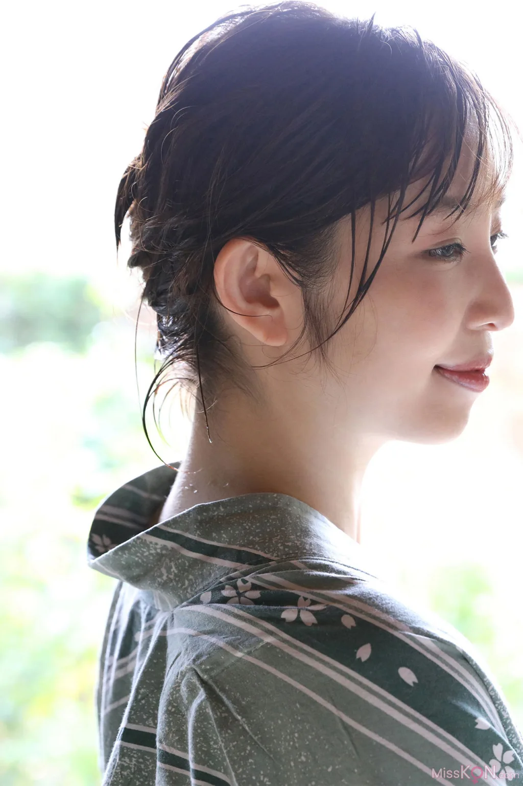 [JP] Misumi Shiochi (塩地美澄): FRIDAYデジタル写真集 「一泊二日、わけありな旅　ｖｏｌ．３　１３０ページの超完全版！」 (133 photos) – Page 4